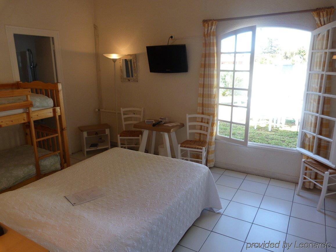 Hotel Les Gollandieres Le Bois-Plage-en-Ré Habitación foto